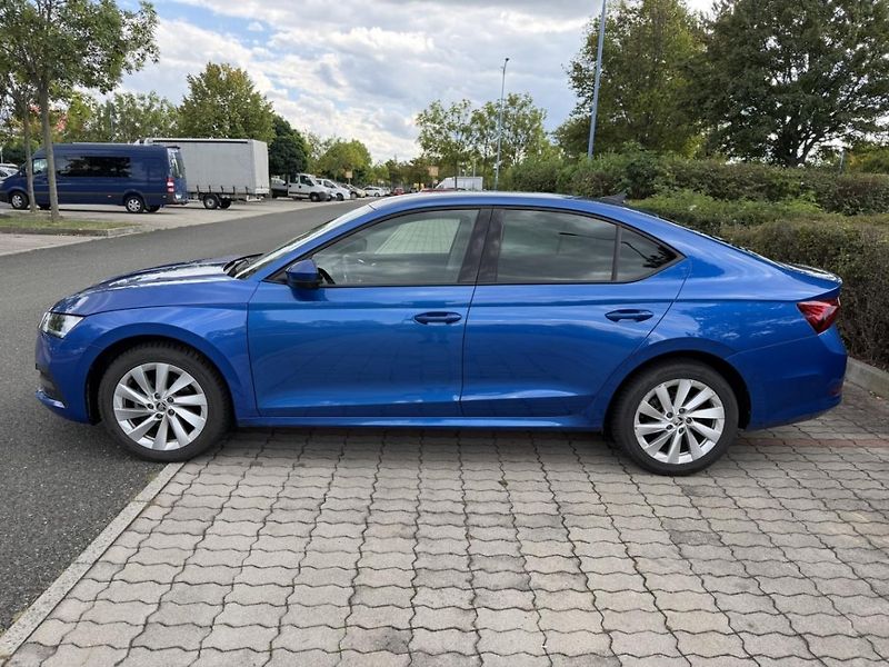Škoda Octavia (2024) 1.5TSi 110kW E-Tec  - fotka 2 z 15