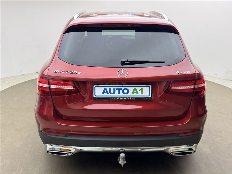 Mercedes-Benz GLC 2,1 4X4 VZDUCH 360° TAŽNÉ ČR - fotka 5 z 45