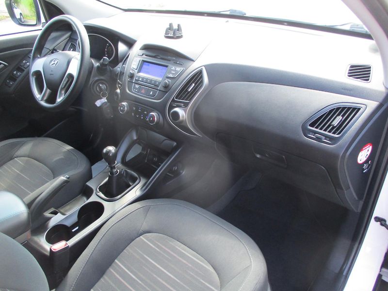 Hyundai ix35 1.6 GDi 99kW FINAL BLUE DRIVE - fotka 26 z 46