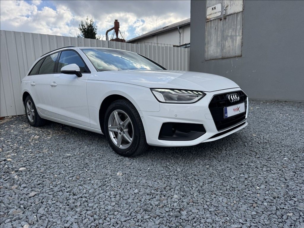 Audi A4 2,0 40 TDI Quattro ACC DPH ČR