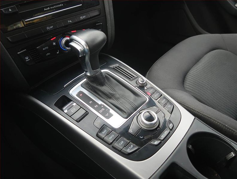 Audi A4 (2014) 2.0 TDI, Automat, Xenony - fotka 13 z 19