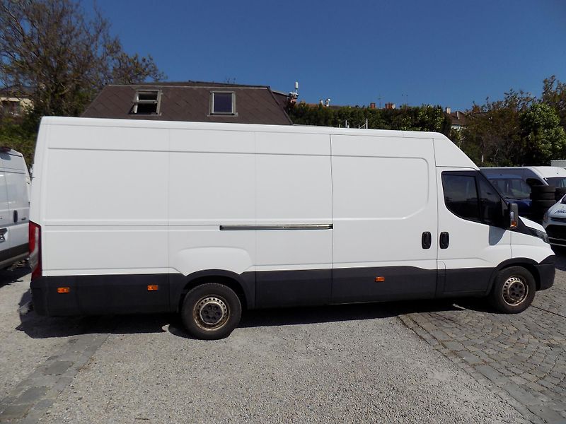Iveco Daily 35-150 AUTOKLIMA, TAŽNÉ - fotka 8 z 37