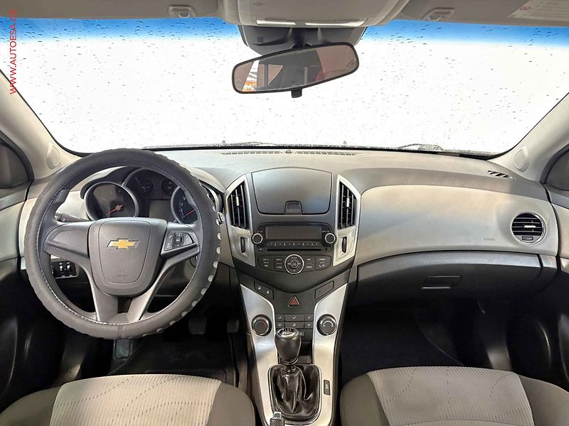 Chevrolet Cruze (2013) 1.6i, TZ, +kola - fotka 8 z 14