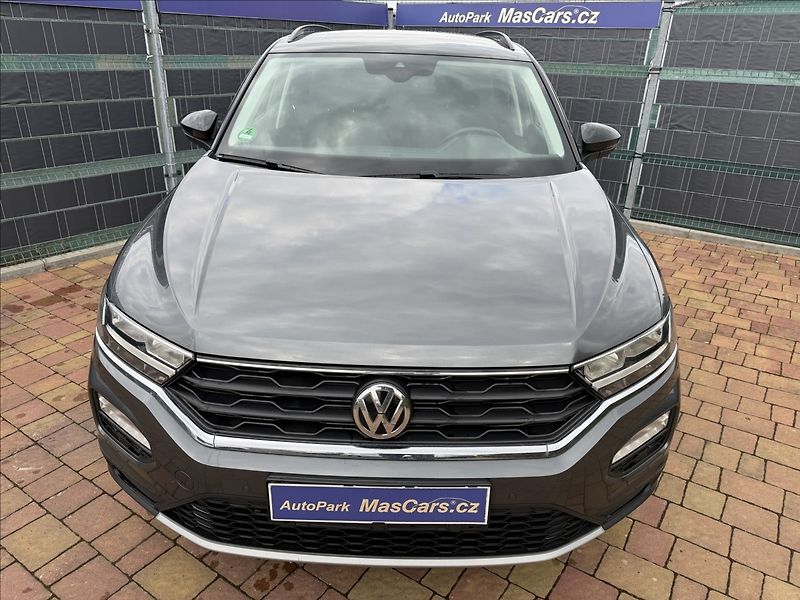Volkswagen T-Roc 1.0 TSI IQ Drive - fotka 2 z 14