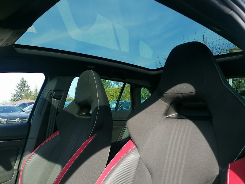 Škoda Scala (2021) 1.5 TSi MONTE CARLO 110kW,Pano - fotka 8 z 29