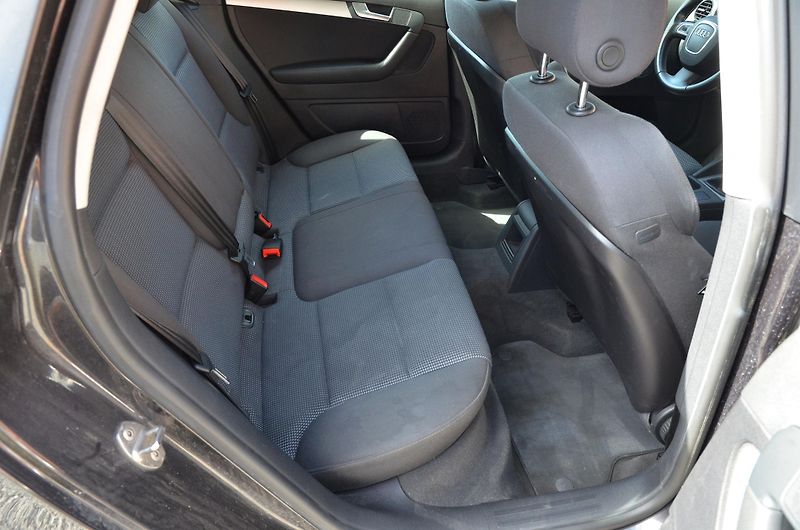 Audi A3 (2010) 1.4 TFSi 92kW / XENON /2x kola - fotka 11 z 29