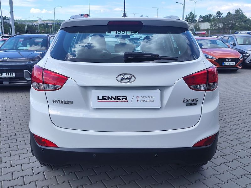 Hyundai ix35 1.7 CRDI/85kW trikolor - fotka 6 z 26
