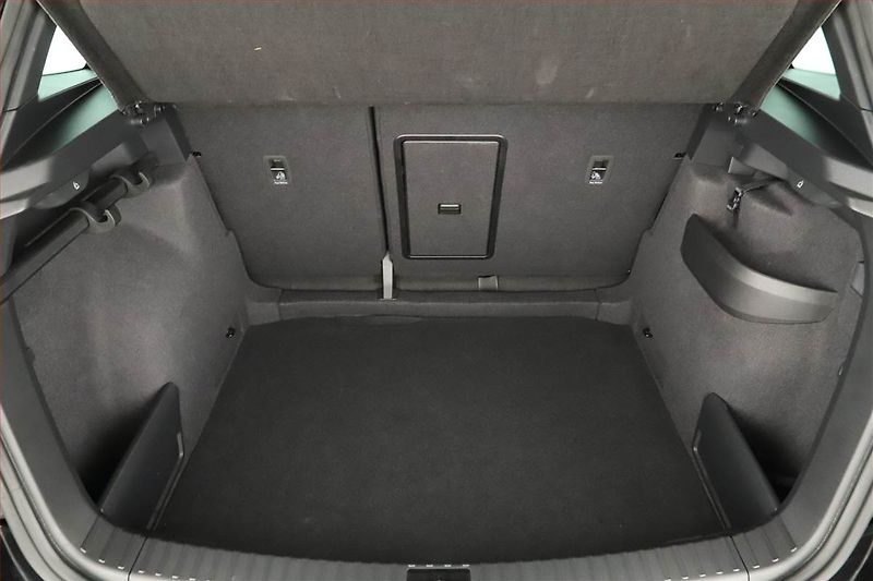 Škoda Karoq (2025) 1.5 TSI, SPORTLINE, AUTOMAT - fotka 17 z 18