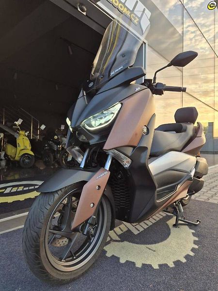 Yamaha X-Max 300 (2018) - fotka 10 z 24