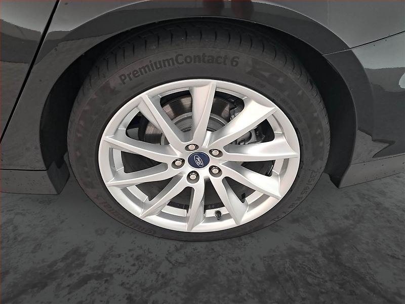 Ford Mondeo (2019) 2.0 EcoBlue, Automat, Kůže - fotka 15 z 17