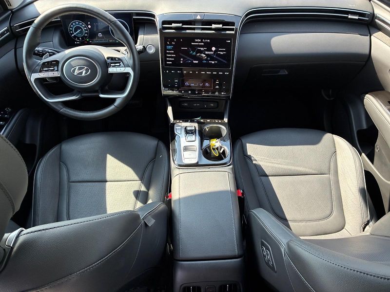 Hyundai Tucson (2023) STYLE 1.6HEV 132kW 4x4 TAŽNÉ - fotka 9 z 11
