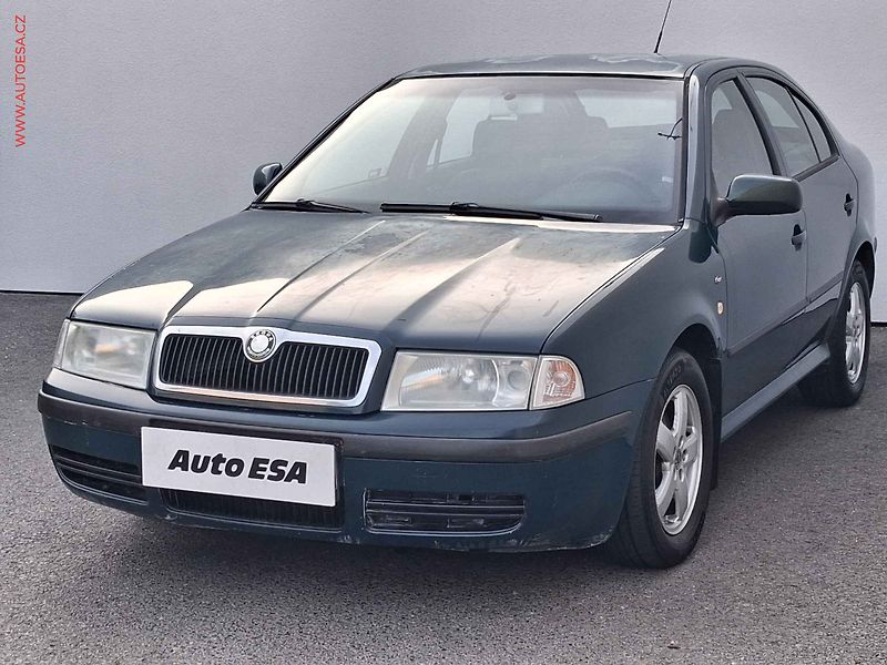 Škoda Octavia (2001) 1.9TDi, ČR, AC - fotka 3 z 15