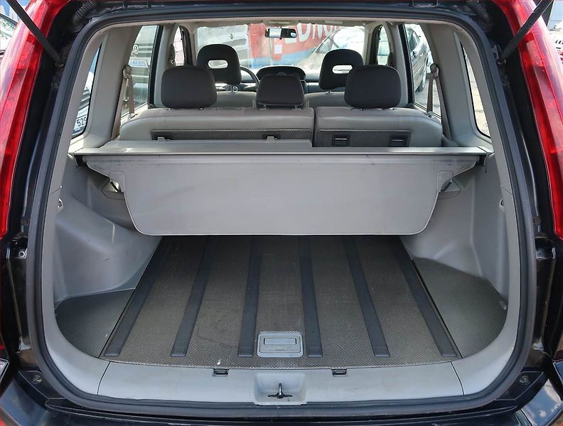 Nissan X-Trail (2006) 2.2 dCi, po STK, jezdí výborně - fotka 13 z 17