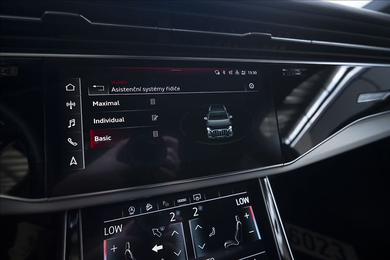 Audi Q7 3,0 TDI QUATTRO S-LINE 1. MAJ - fotka 48 z 51
