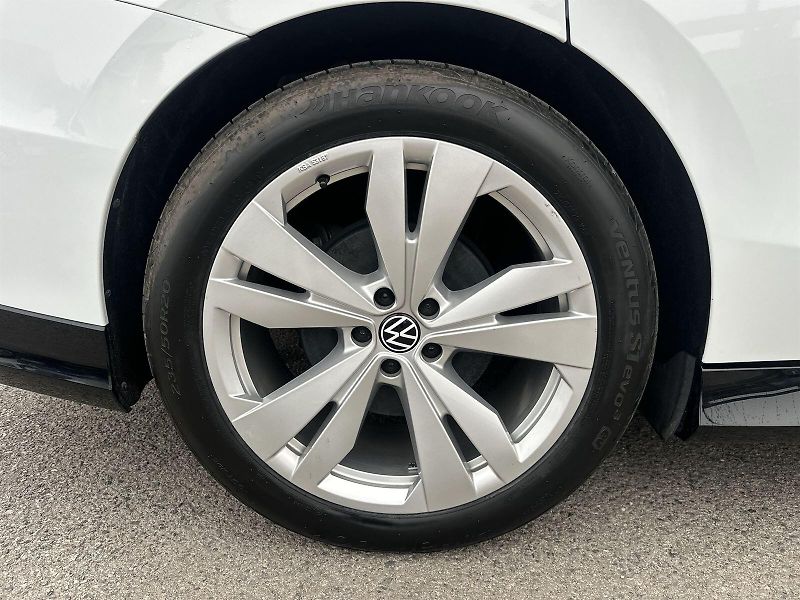 Volkswagen ID.7 Tourer (2024) 210 kW Pro - fotka 32 z 36