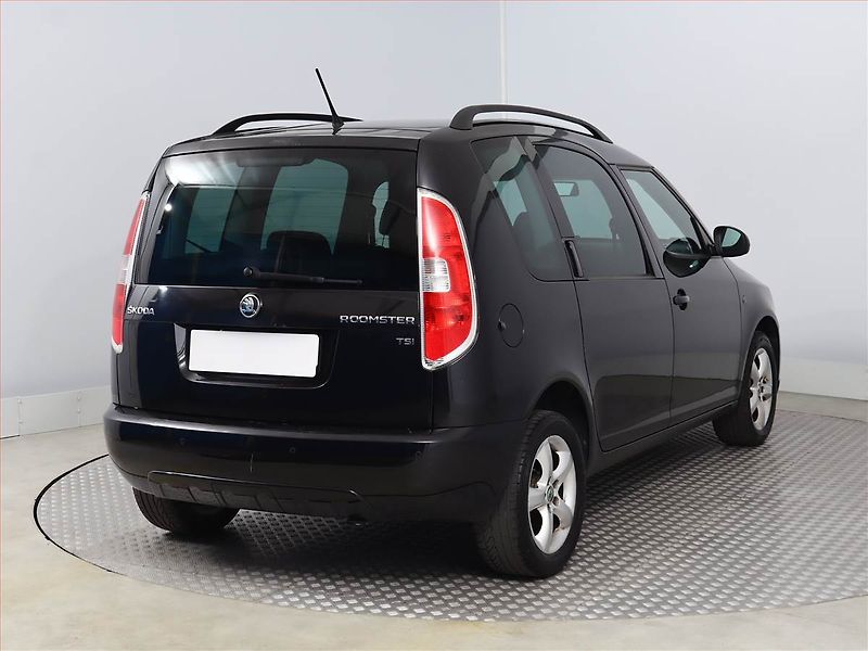 Škoda Roomster (2013) 1.2 TSI, Park. senzory - fotka 5 z 12