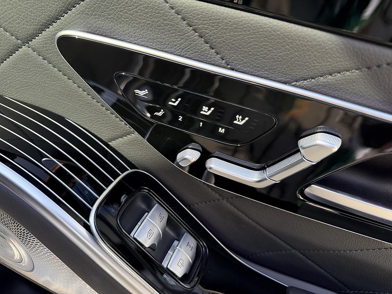 Mercedes-Benz Třídy S (2025) S450d 270kW AMG LONG TV NT R21 - fotka 35 z 50