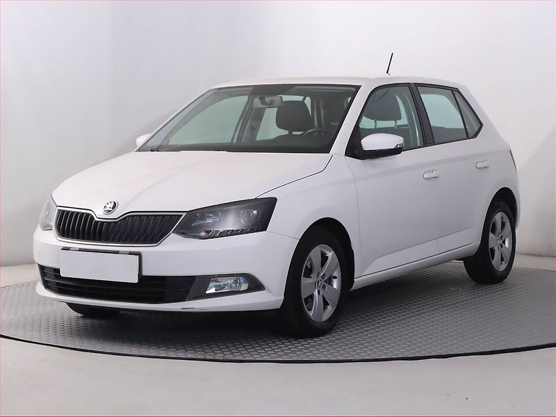 Škoda Fabia (2016) 1.2 TSI, Serv.kniha - fotka 2 z 16