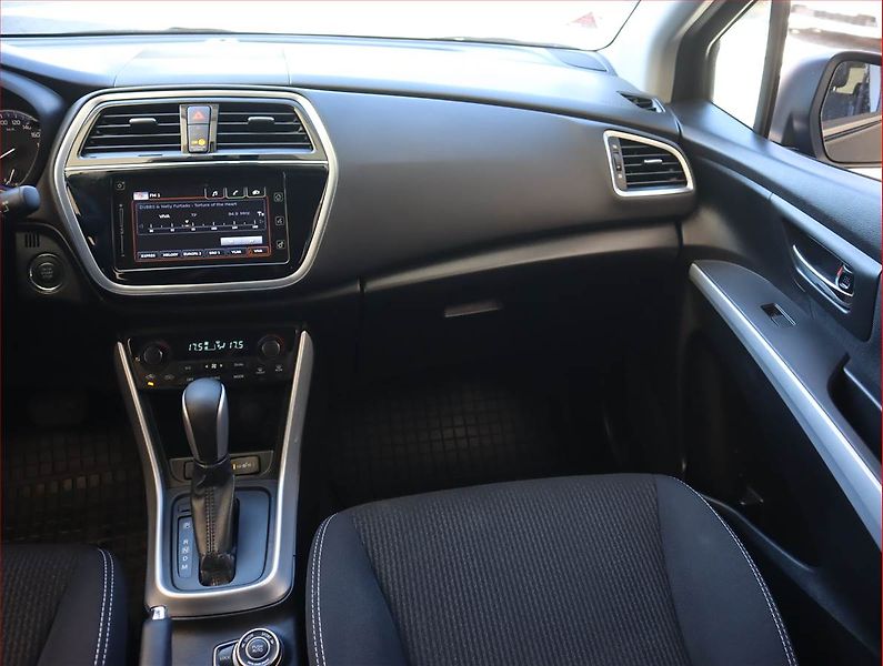 Suzuki SX4 S-Cross (2019) 1.4 BoosterJet, 4X4, Automat - fotka 8 z 20