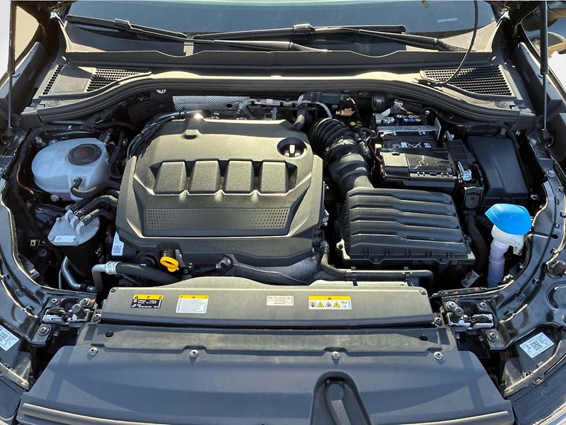 Volkswagen Passat Elegance 2.0 TDI 110 kW DSG Va - fotka 22 z 23