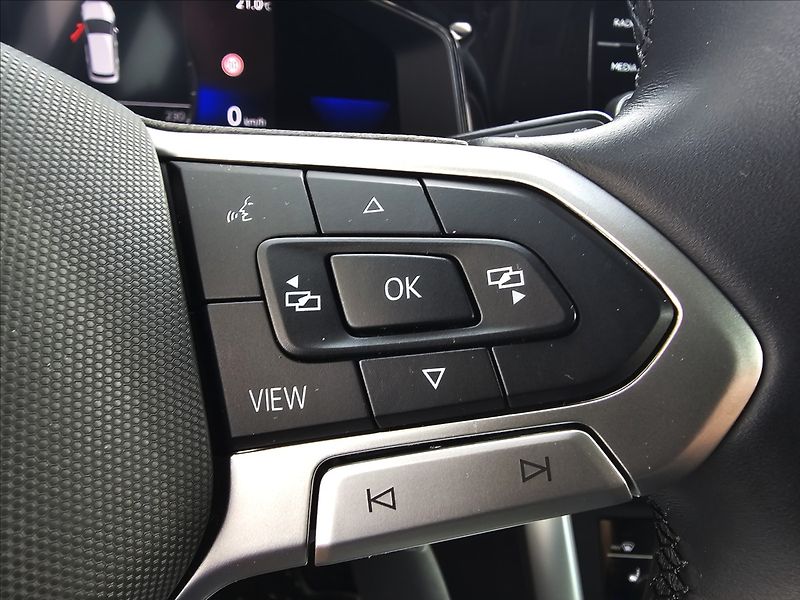Volkswagen Taigo 1,0 TSi 70KW Life NAVI STK DPH - fotka 17 z 41