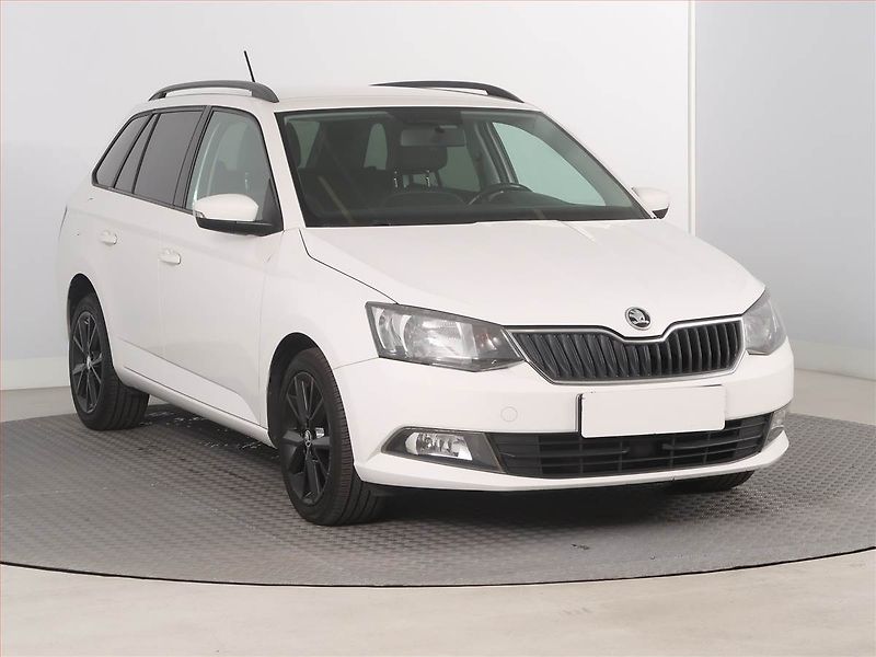 Škoda Fabia (2015) Ambition Plus 1.4 TDI, Automat - fotografie inzerátu