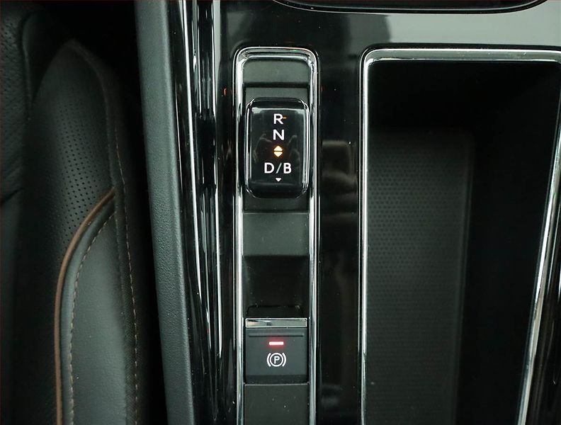 Škoda Enyaq (2021) iV 80 (82 kWh), SoH 82% - fotka 13 z 18
