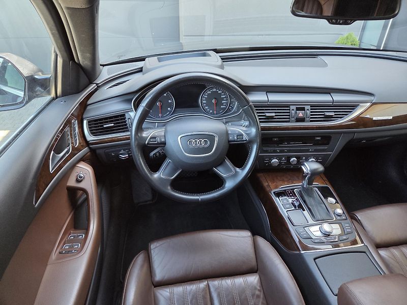 Audi A6 Avant 3,0TDi Quattro S-Line 2maj HUD - fotka 7 z 41