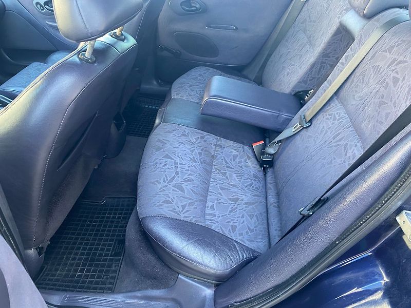 Ford Mondeo (1998) - fotka 19 z 40