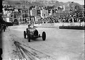 Chiron při Grand Prix Monaka v roce 1931. Foto: Wikimedia Commons, Agence de presse Meurisse, volné dílo