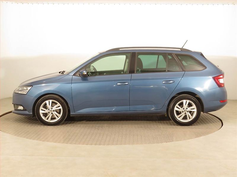 Škoda Fabia (2021) Style Plus 1.0 TSI, Automat - fotka 3 z 17