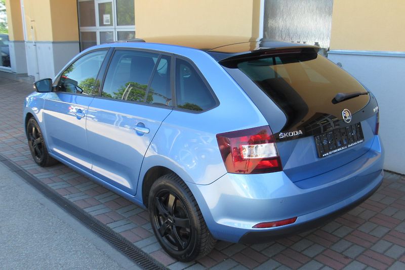 Škoda Rapid 1.4TDI AUT.KLIMA PANORAM TAŽNÉ - fotka 2 z 21