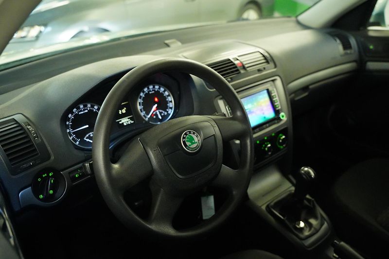 Škoda Octavia - fotka 14 z 24