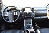 Nissan Navara 3,0 dCi V6 170KW TAŽNÉ 4X4 ALU - náhled 31