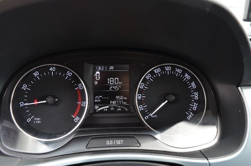 Škoda Fabia COMBI - fotka 7 z 13