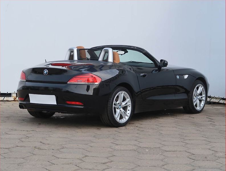 BMW Z4 (2013) sDrive20i, Kůže, Bi-Xenony - fotka 5 z 24
