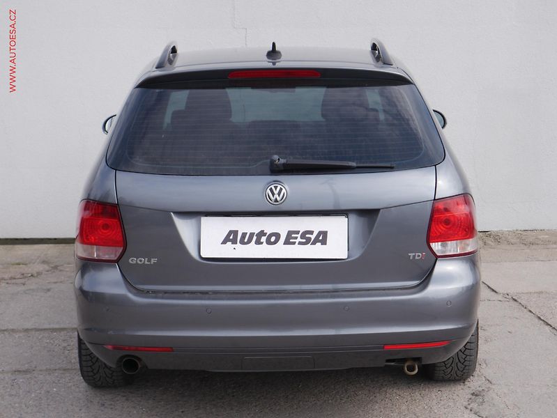 Volkswagen Golf (2013) 1.6 TDi VI, Navi, AC - fotka 5 z 16