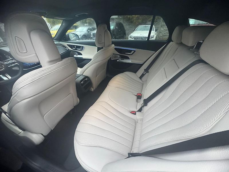 Mercedes-Benz Třídy E (2025) E 220 d 4MATIC kombi - fotka 12 z 23