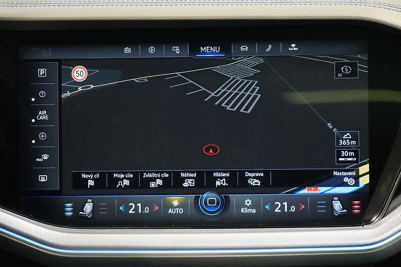 Volkswagen Touareg R ČR,DPH,1.MAJ,360,Tažné,HUD - fotka 38 z 40