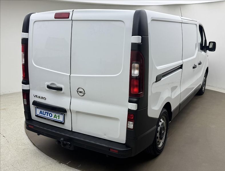 Opel Vivaro 1,6 89kW KLIMA DPH 1.MAJ CZ TZ - fotka 4 z 32