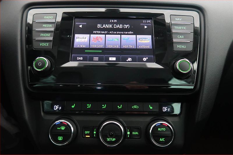 Škoda Octavia (2014) Style 1.4 TSI, Kůže, Navi - fotka 12 z 18