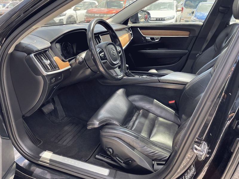 Volvo V90 (2016) 2.0 T5,187kW,Inscription,DPH,K - fotka 12 z 51