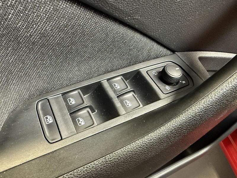 Škoda Scala 1.5 TSI 110kW Style - fotka 10 z 13