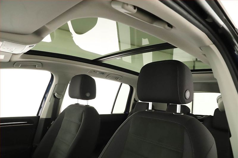 Volkswagen Touran (2016) 1.6 TDI, Automat, Serv.kniha - fotka 9 z 17