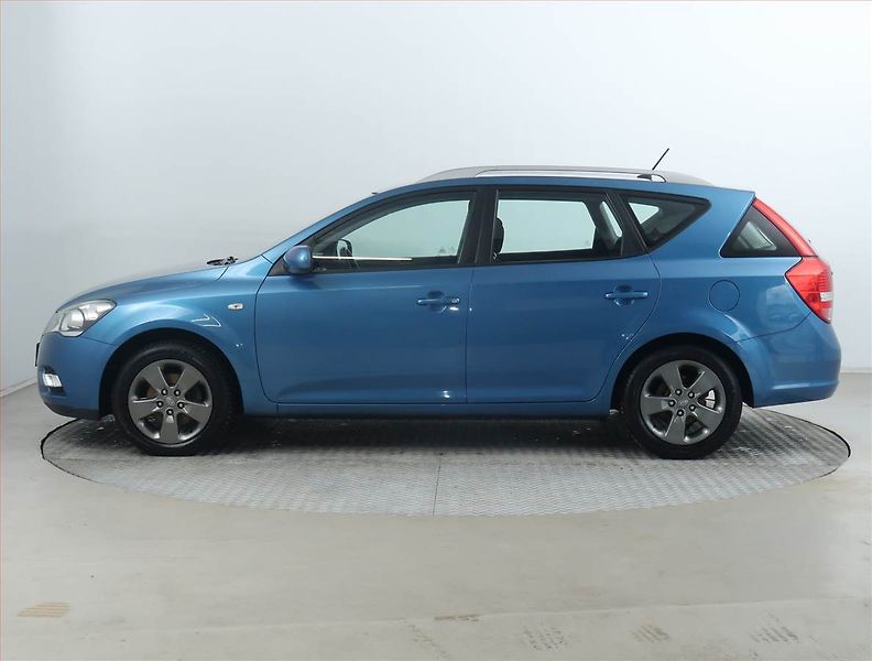 Kia Ceed (2010) 1.4 CVVT, po STK, levný provoz - fotka 3 z 16