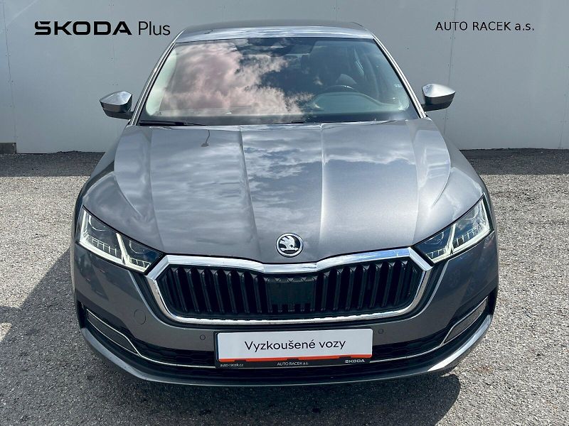 Škoda Octavia (2023) 1.5 TSI 110kW Style - fotka 4 z 28