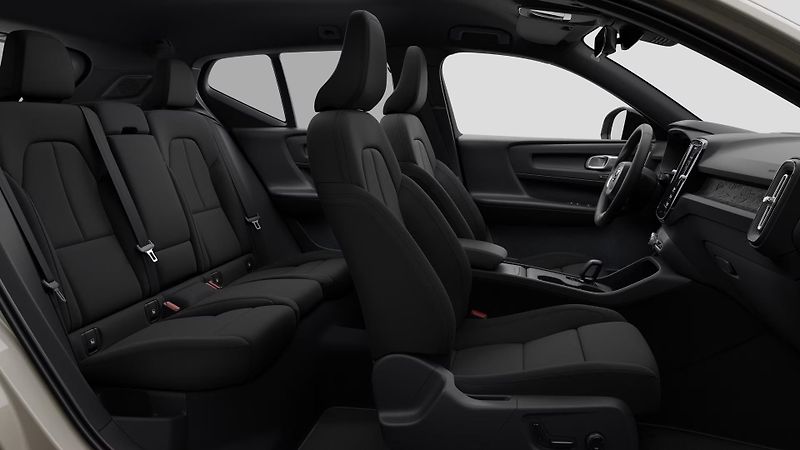 Volvo EX40 (2026) TWIN MOTOR PERFORMANCE AWD  - fotka 4 z 11