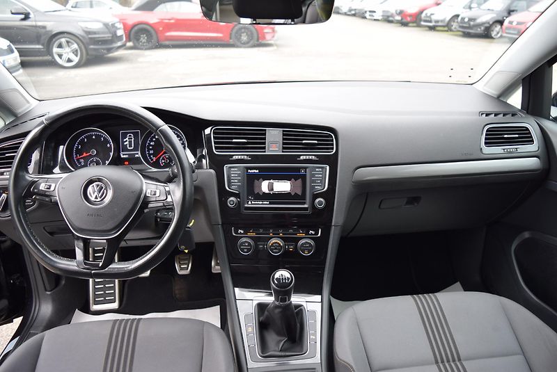 Volkswagen Golf Variant (2017) 1.4TSI 92kw CLBMT ALLSTAR OPS - fotka 17 z 41