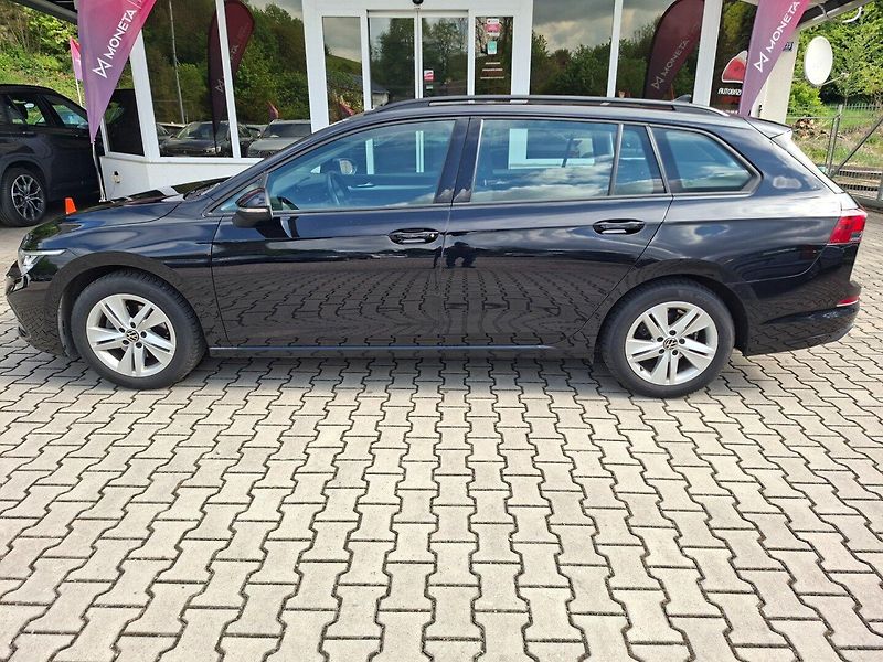 Volkswagen Golf (2021) 1.0eTSI 81kW DSG -VÝBAVA-LED - fotka 5 z 40