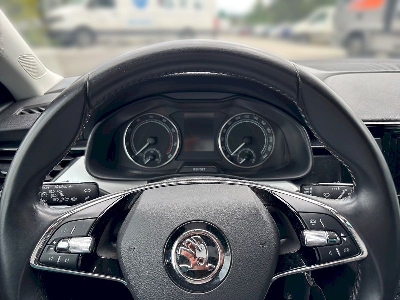 Škoda Scala (2021) DRIVE 1.0TSI 85KW 6MP - fotka 21 z 32